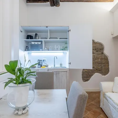 Pantheon House By Varental * Ρώμη
