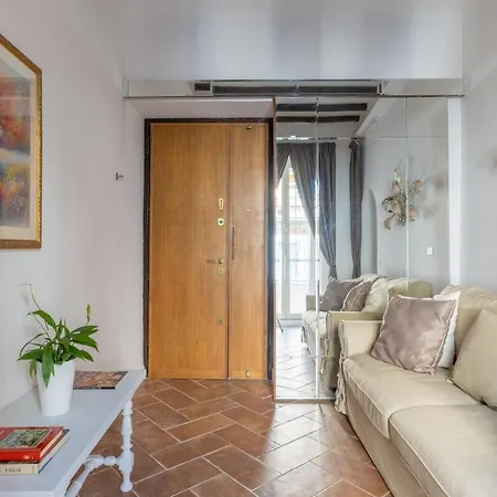 Pantheon House By Varental * Rome